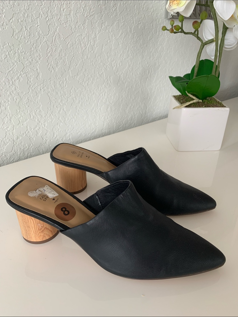 Call It Spring Black Pointed Mules Vegan with Wood-Textured Block Heel Size 8